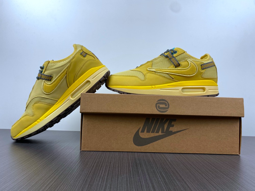 Max1 ts Travis Scott X Nike Air Max 1 Wheat DO9392-700